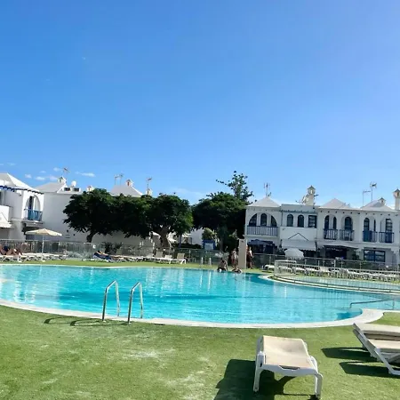 Bungalow Playmar 24 *